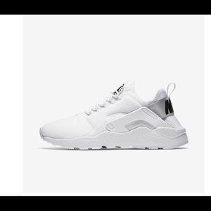 Meet your Posher, Rae